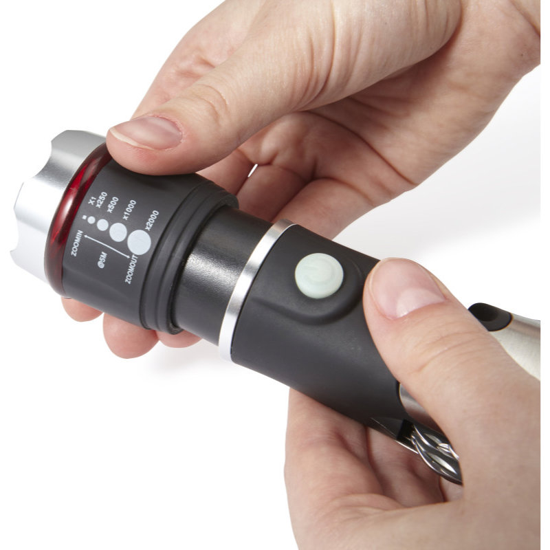 Multifunkcionalna metalna svjetiljka