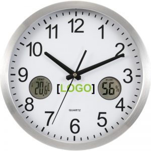 Zidni sat s digitalnim funkcijama