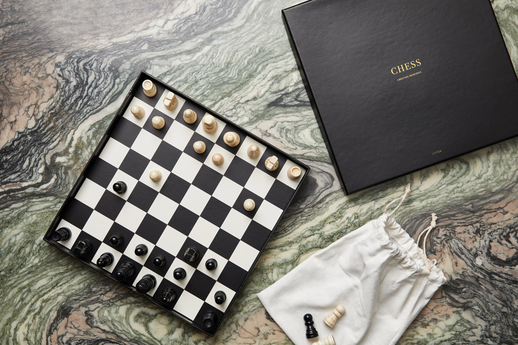 VINGA Chess coffee table game - Slika 9