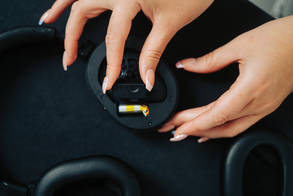 Irvine RCS recycled and repairable ANC wireless headphone - Slika 26