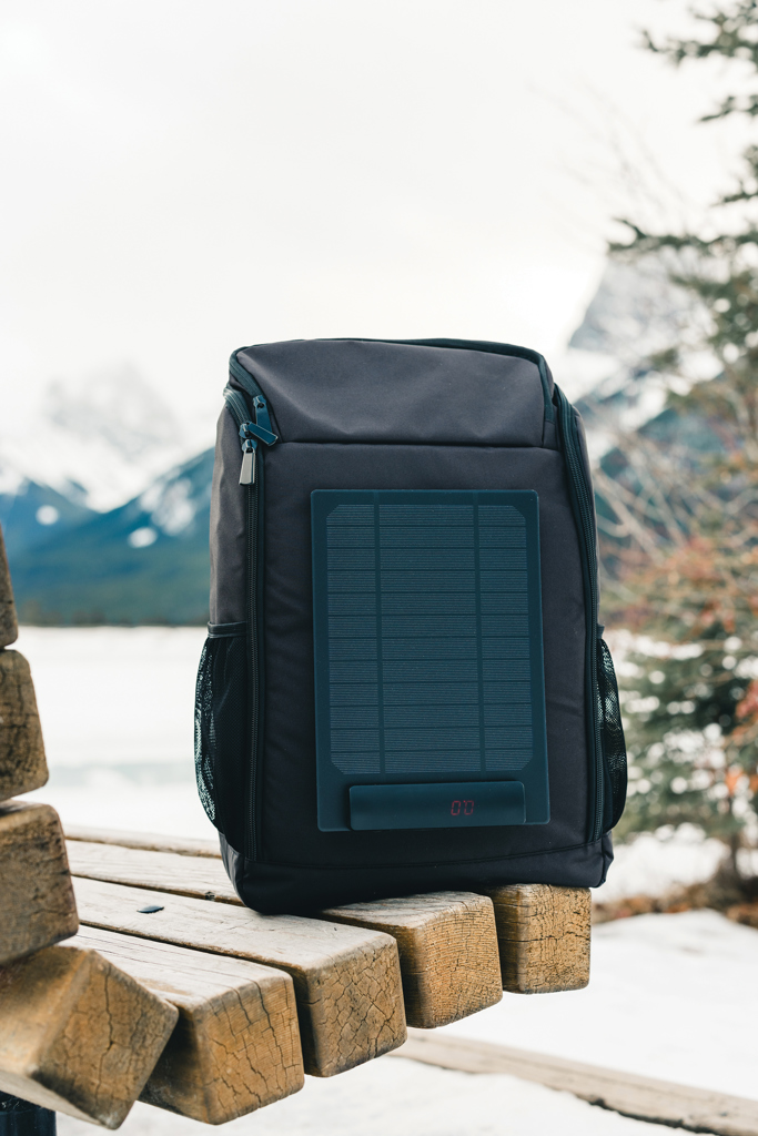 Pedro AWARE™ RPET deluxe backpack with 5W solar panel - Slika 15
