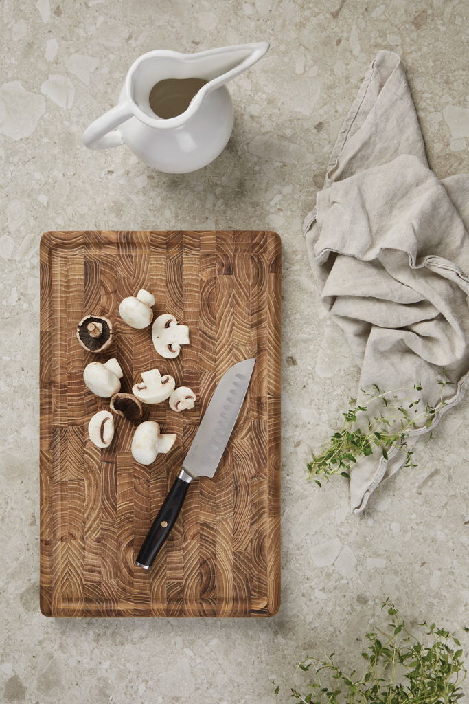 VINGA Tara RCS recycled steel santoku knife - Slika 5